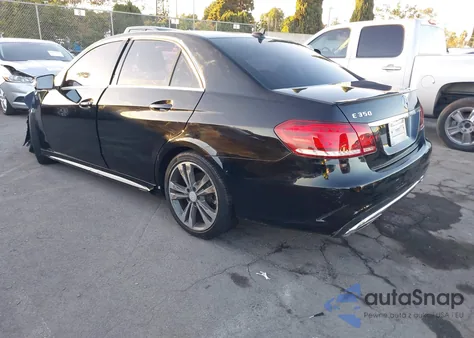 2014 Mercedes-Benz E 350 z USA, uszkodzony, nr VIN WDDHF5KBXEA857818